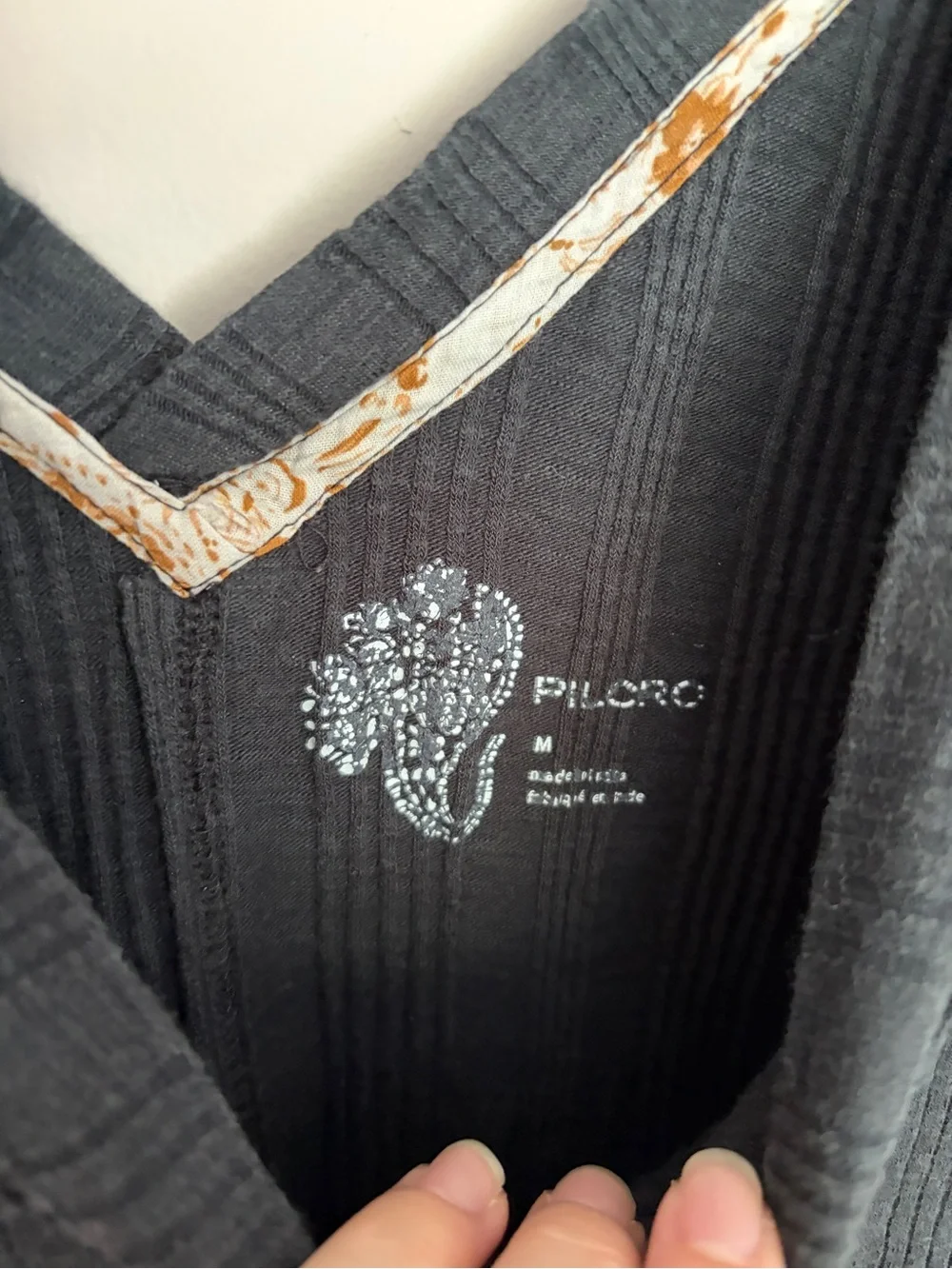 Pilcro Anthropologie Black Ribbed Double V Tee Medium
